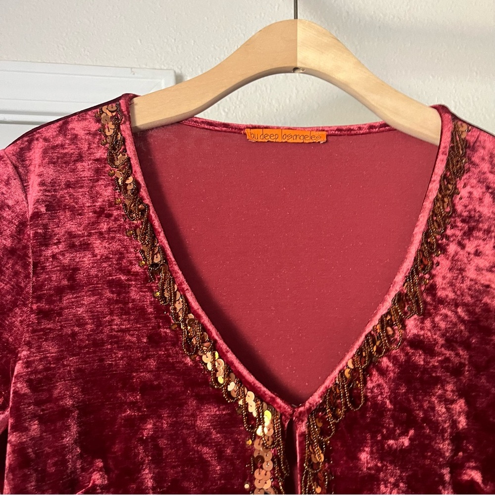 BY DEEP LOS ANGELES vintage burgundy red crushed velvet sequin beaded fringe top - Picture 5 of 8